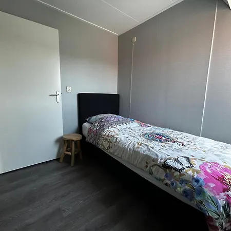 Noordzee A Дом отдыха Юлианадорп